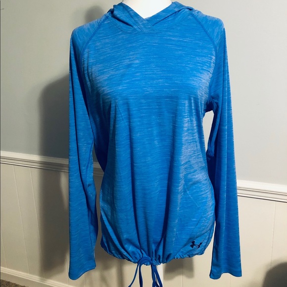 Under Armour Tops - 🆕 UA Velocity Twist Hoody